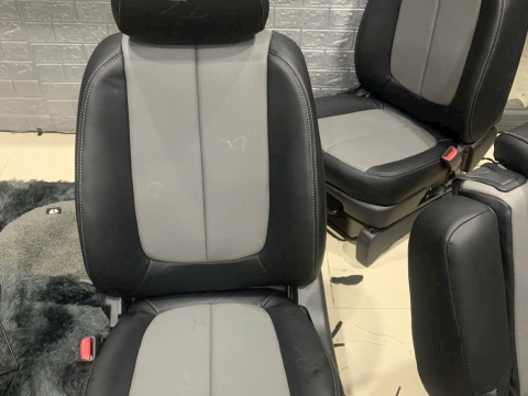 Bọc da ghế và nội thất