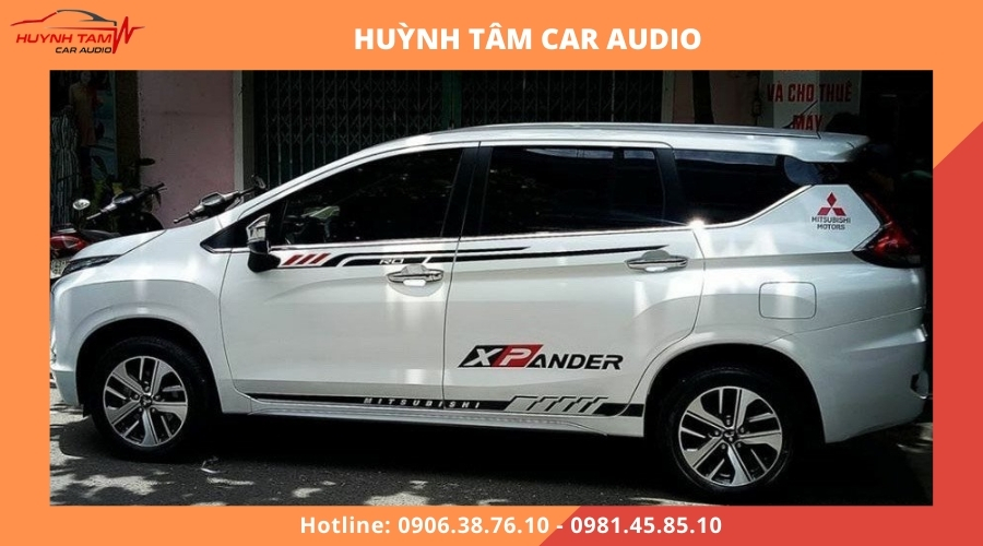 Dán decal xe ô tô được xử lý nhanh chóng, thi công đơn giản