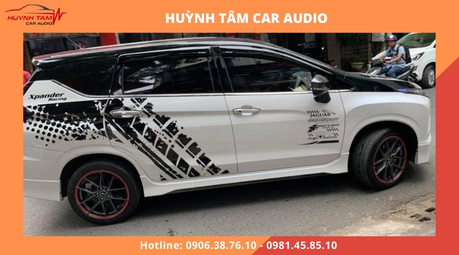 Dán decal ô tô có độ bền cao, chi phí thấp tại Huỳnh Tâm Car Audio